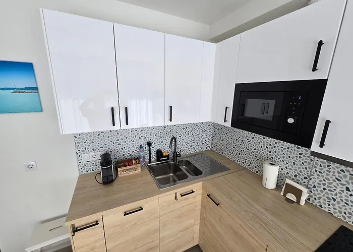 Aca Apartment *